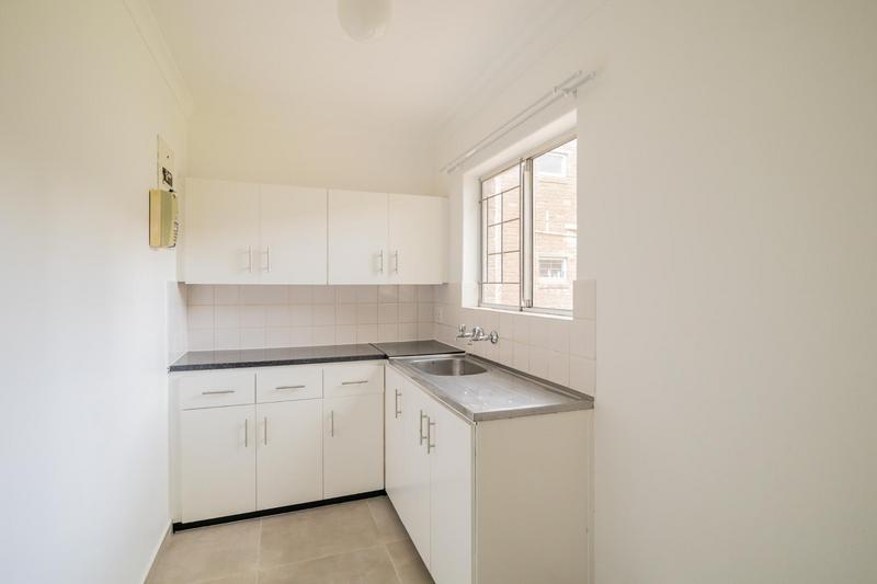 To Let 1 Bedroom Property for Rent in Diep River Western Cape